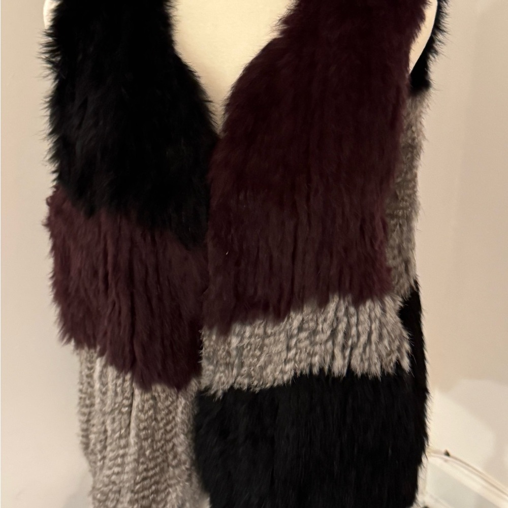 NWOT 525 America Luxe Stylish Fur Vest in Black, Burgundy, and Gray
